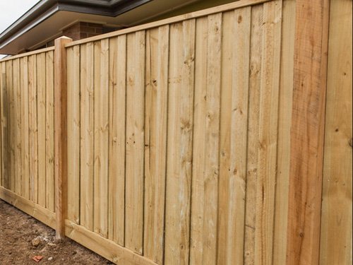 stockade wooden privacy fence